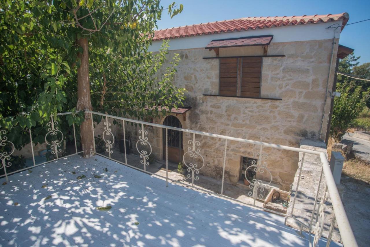 Old Stone Villa In Apokoronas Villa Nostalgia Kreta Fílippos エクステリア 写真