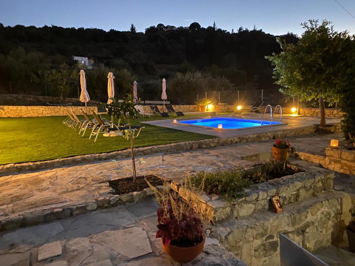 Old Stone Villa In Apokoronas Villa Nostalgia Kreta Fílippos エクステリア 写真